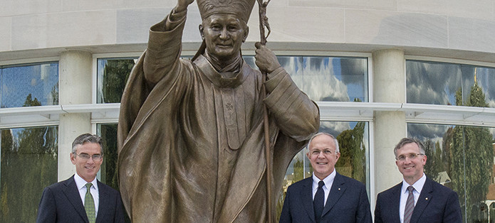 JP2 Statue with Supreme Knight Carl Anderson